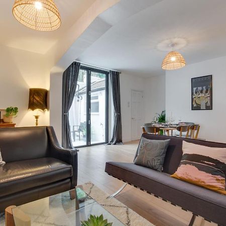Central Brighton Flat, 3 Bedrooms, Sleeps 6, Close To Shops And Beach 외부 사진